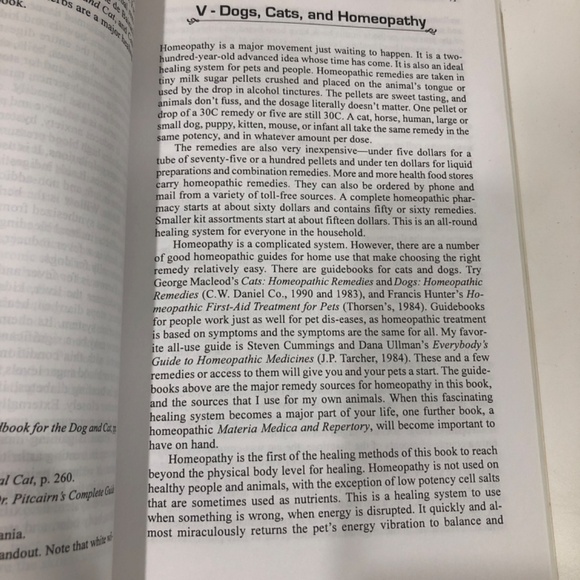 The Natural Remedy Book for Dogs & Cats, by Diane Stein - Picture 5 of 6